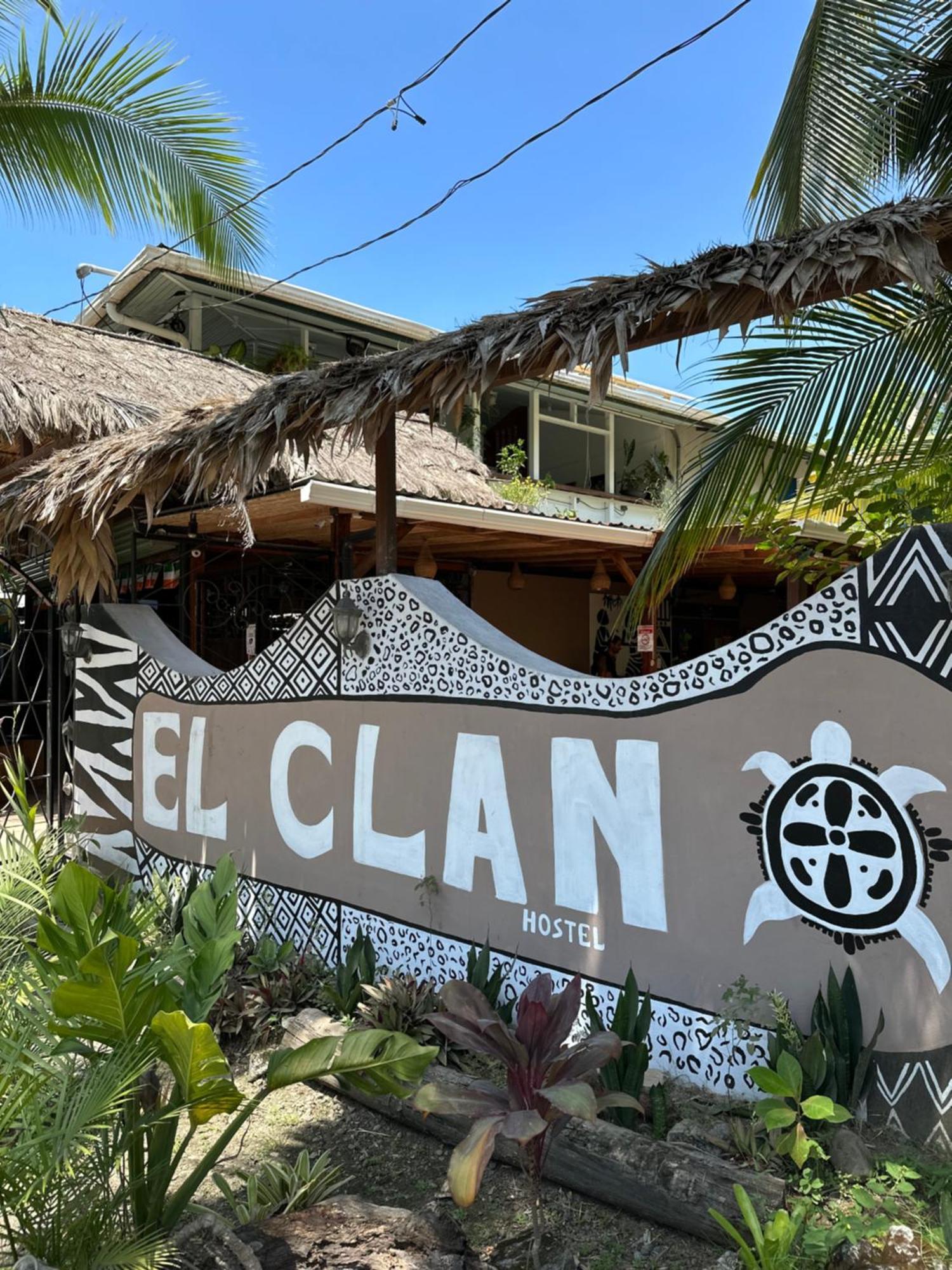 El Clan Hostel Puerto Viejo de Talamanca エクステリア 写真