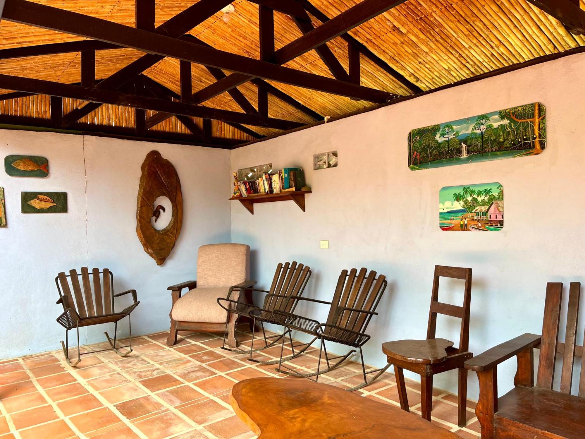El Clan Hostel Puerto Viejo de Talamanca エクステリア 写真