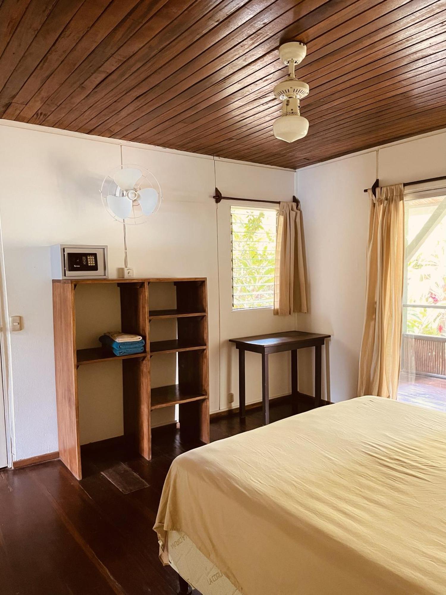 El Clan Hostel Puerto Viejo de Talamanca エクステリア 写真