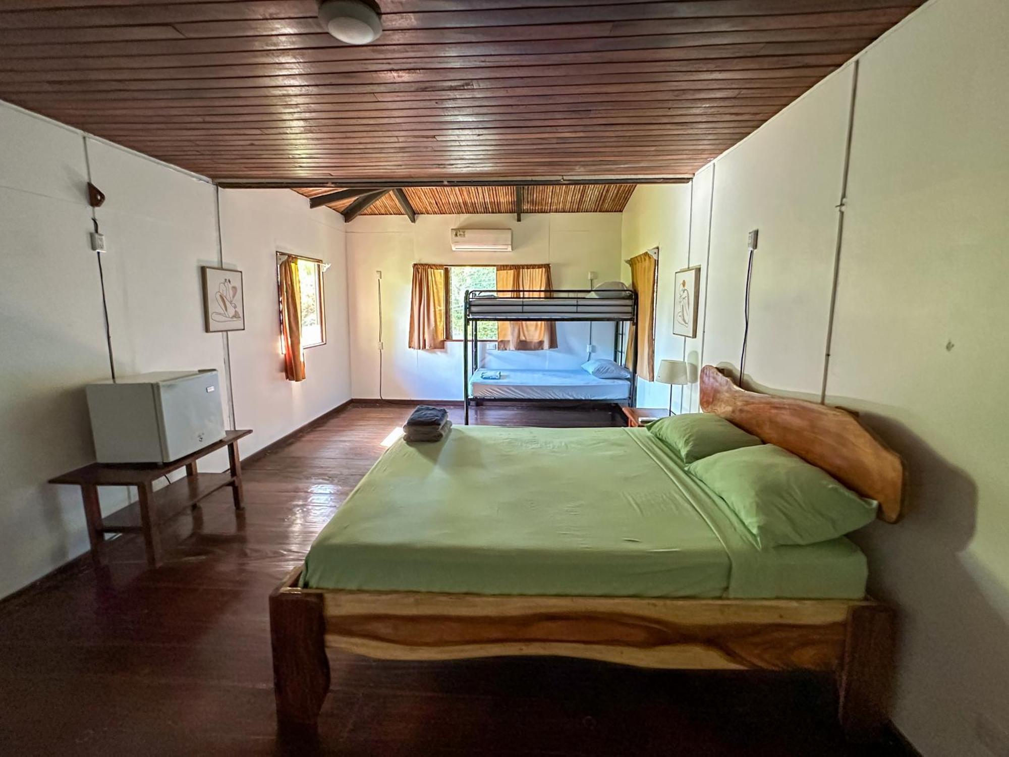 El Clan Hostel Puerto Viejo de Talamanca エクステリア 写真