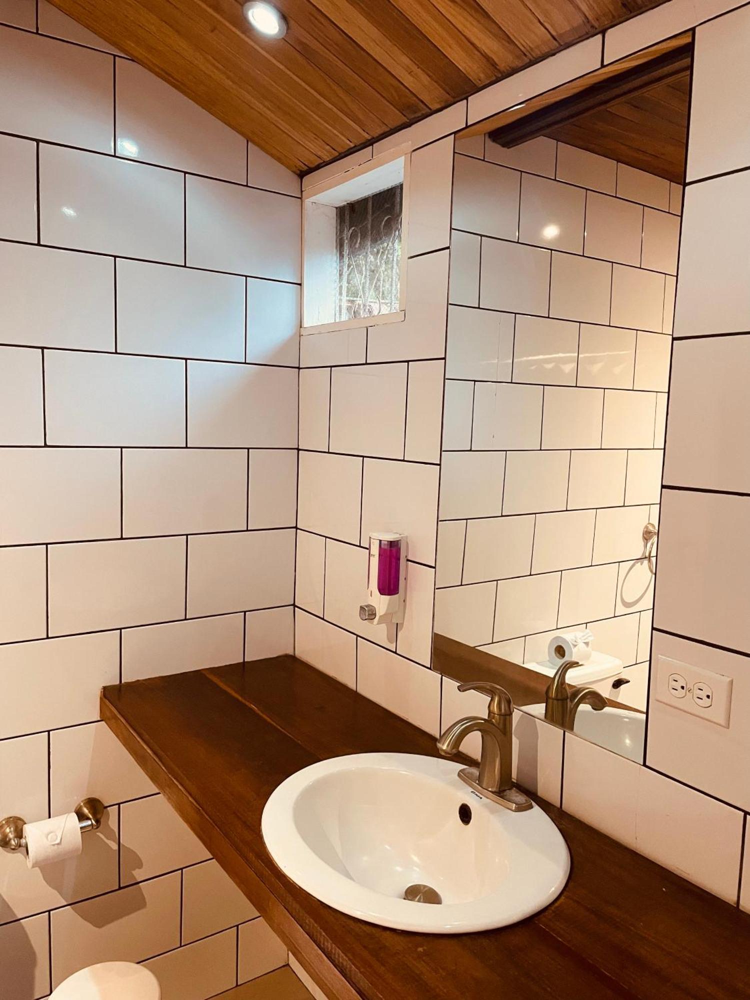El Clan Hostel Puerto Viejo de Talamanca エクステリア 写真